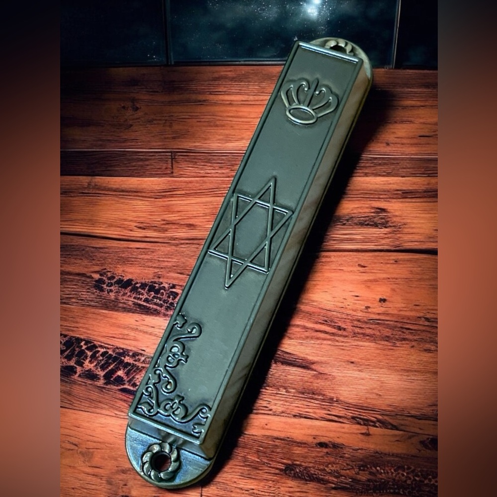 Mezuzah Boutique New With Scroll